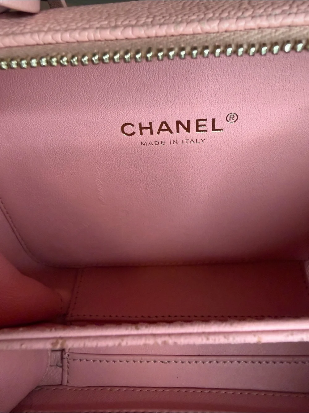 CHANEL Caviar Quilted Leather Small Filigree Vanity Case Crossbody COA Gold HW